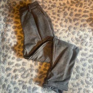 Black & White Plaid Cropped Dress Pants